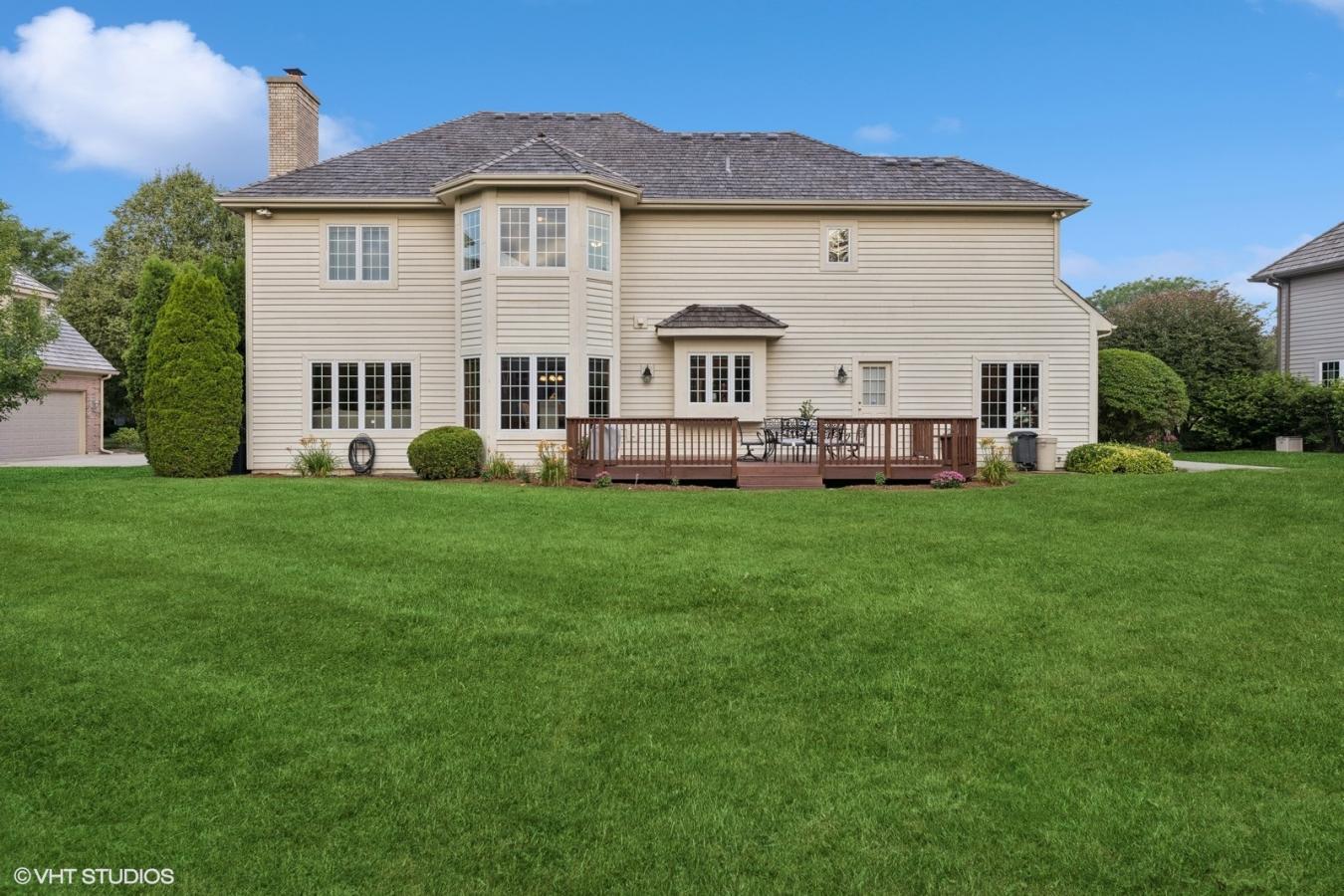 Libertyville, Illinois, 60048, United States, 4 Bedrooms Bedrooms, ,3 BathroomsBathrooms,Residential,For Sale,1892334