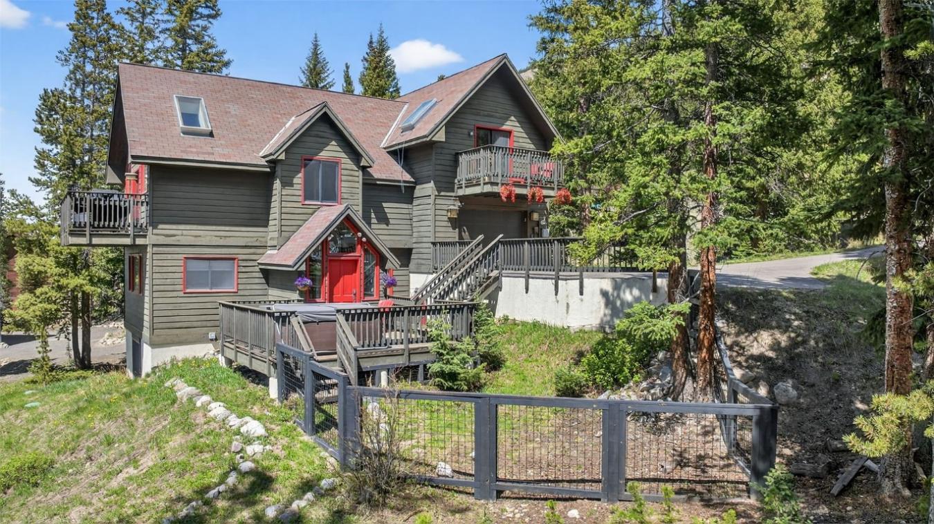 Breckenridge, Colorado, 80424, United States, 4 Bedrooms Bedrooms, ,2 BathroomsBathrooms,Residential,For Sale,1893163