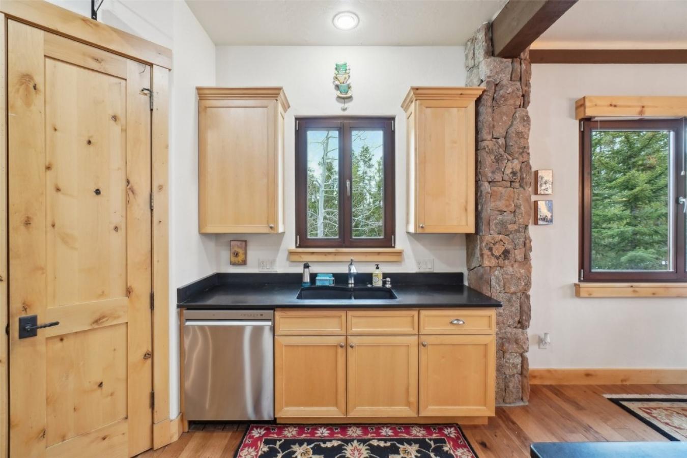 Silverthorne, Colorado, 80498, United States, 4 Bedrooms Bedrooms, ,2 BathroomsBathrooms,Residential,For Sale,1893156