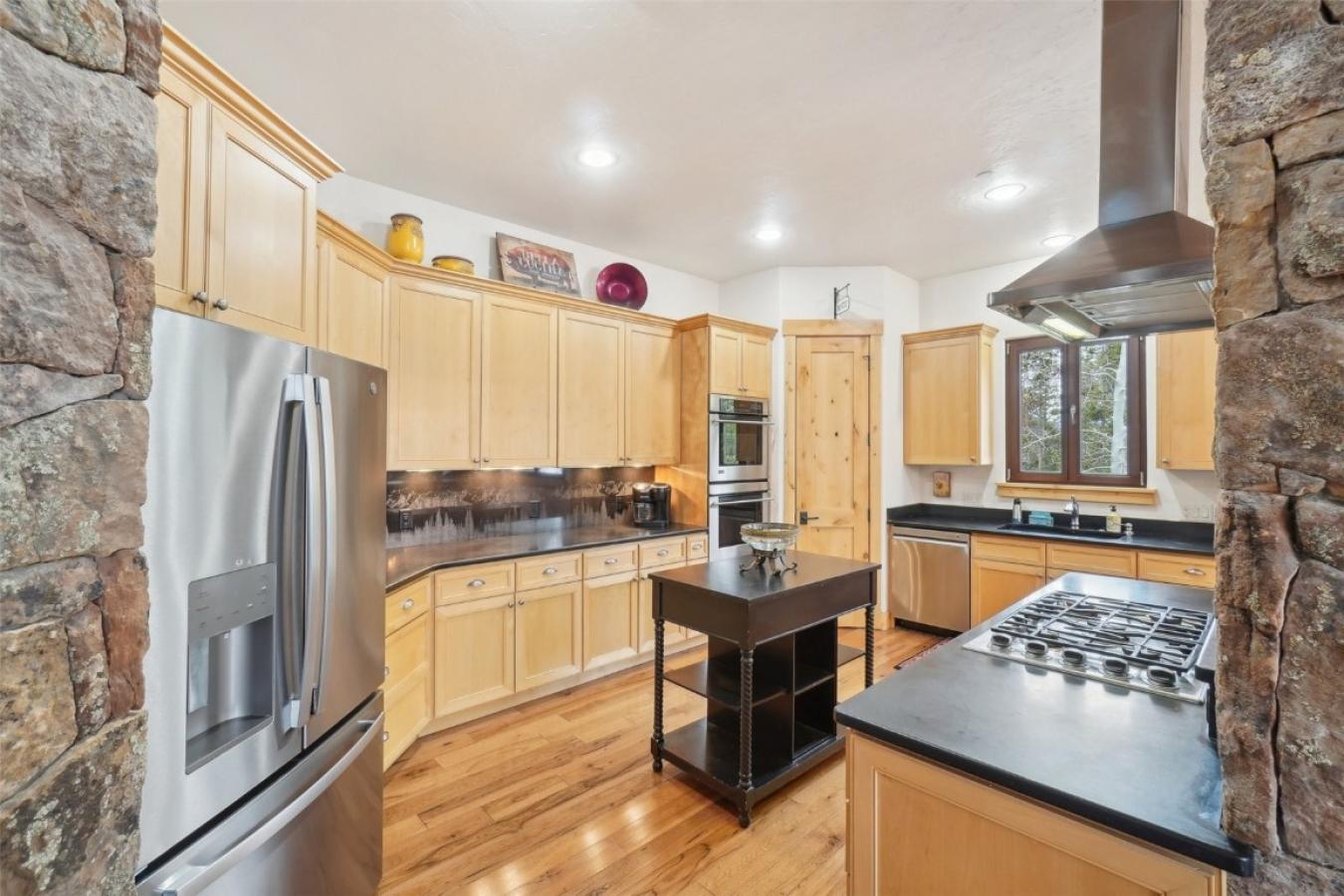 Silverthorne, Colorado, 80498, United States, 4 Bedrooms Bedrooms, ,2 BathroomsBathrooms,Residential,For Sale,1893156