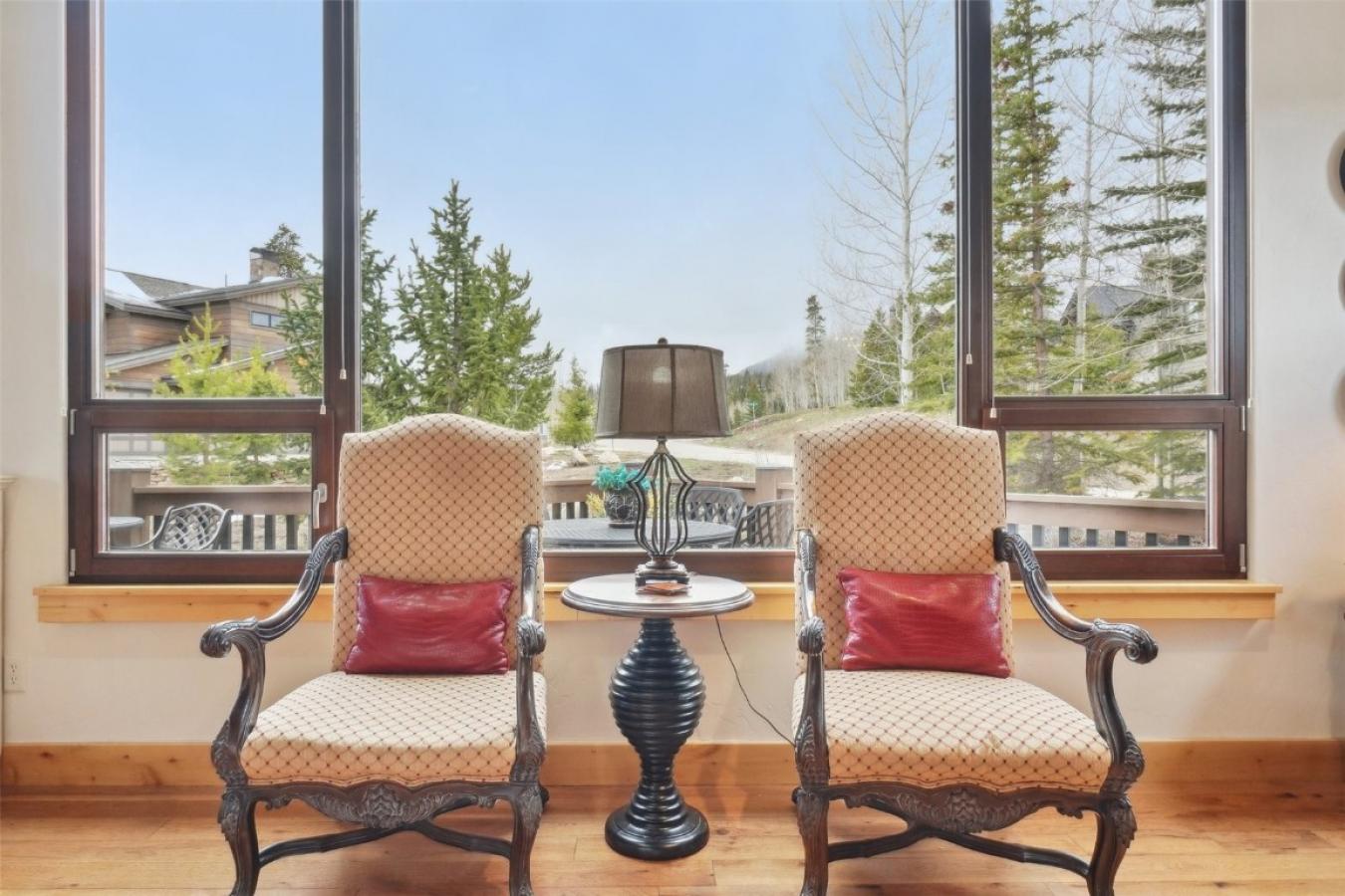 Silverthorne, Colorado, 80498, United States, 4 Bedrooms Bedrooms, ,2 BathroomsBathrooms,Residential,For Sale,1893156