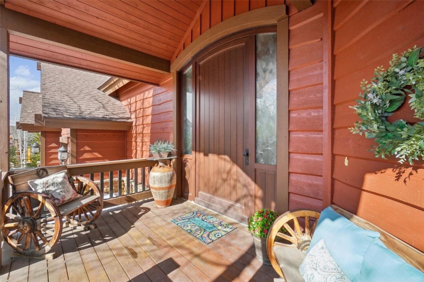 Silverthorne, Colorado, 80498, United States, 4 Bedrooms Bedrooms, ,2 BathroomsBathrooms,Residential,For Sale,1893156