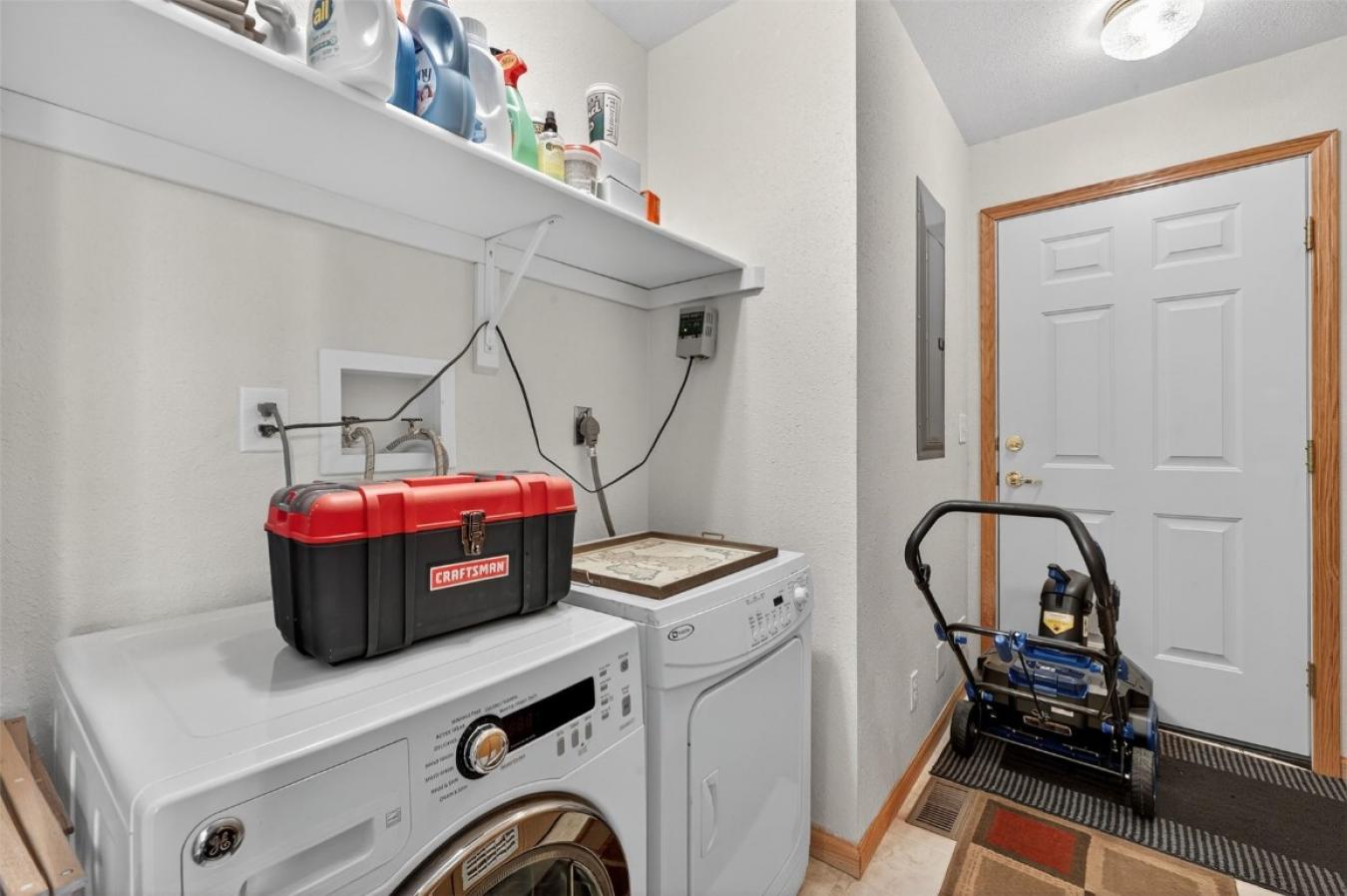 Breckenridge, Colorado, 80424, United States, 3 Bedrooms Bedrooms, ,2 BathroomsBathrooms,Residential,For Sale,1893155