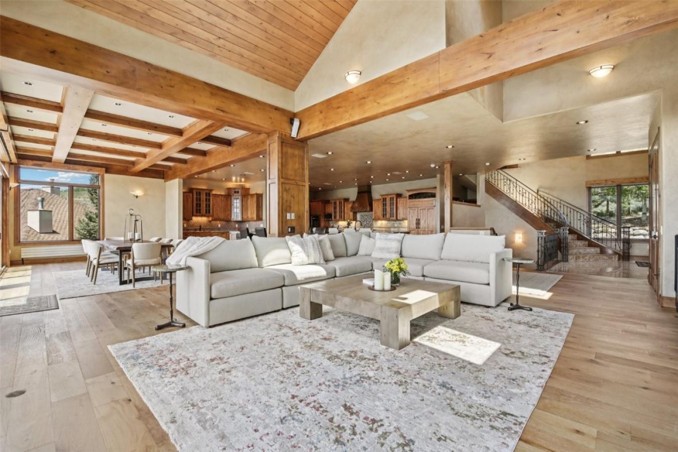 Dillon, Colorado, 80435, United States, 6 Bedrooms Bedrooms, ,3 BathroomsBathrooms,Residential,For Sale,1893153