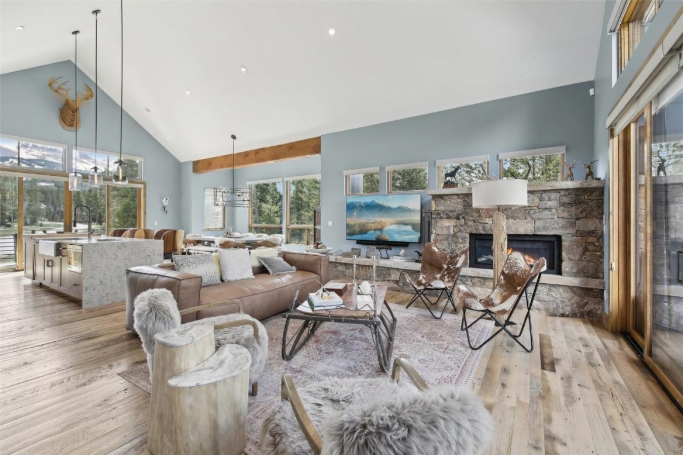 Breckenridge, Colorado, 80424, United States, 5 Bedrooms Bedrooms, ,5 BathroomsBathrooms,Residential,For Sale,1893152