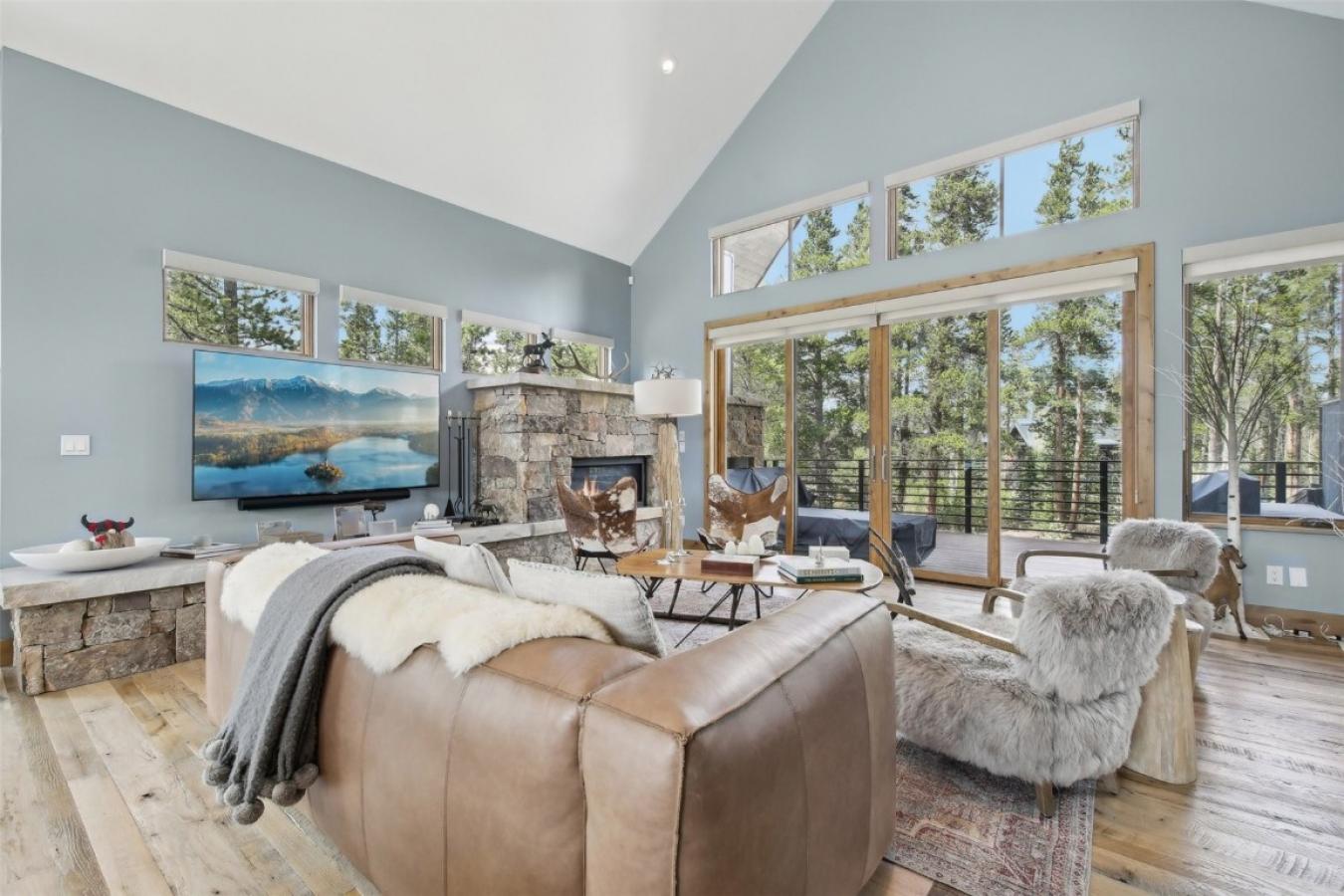 Breckenridge, Colorado, 80424, United States, 5 Bedrooms Bedrooms, ,5 BathroomsBathrooms,Residential,For Sale,1893152