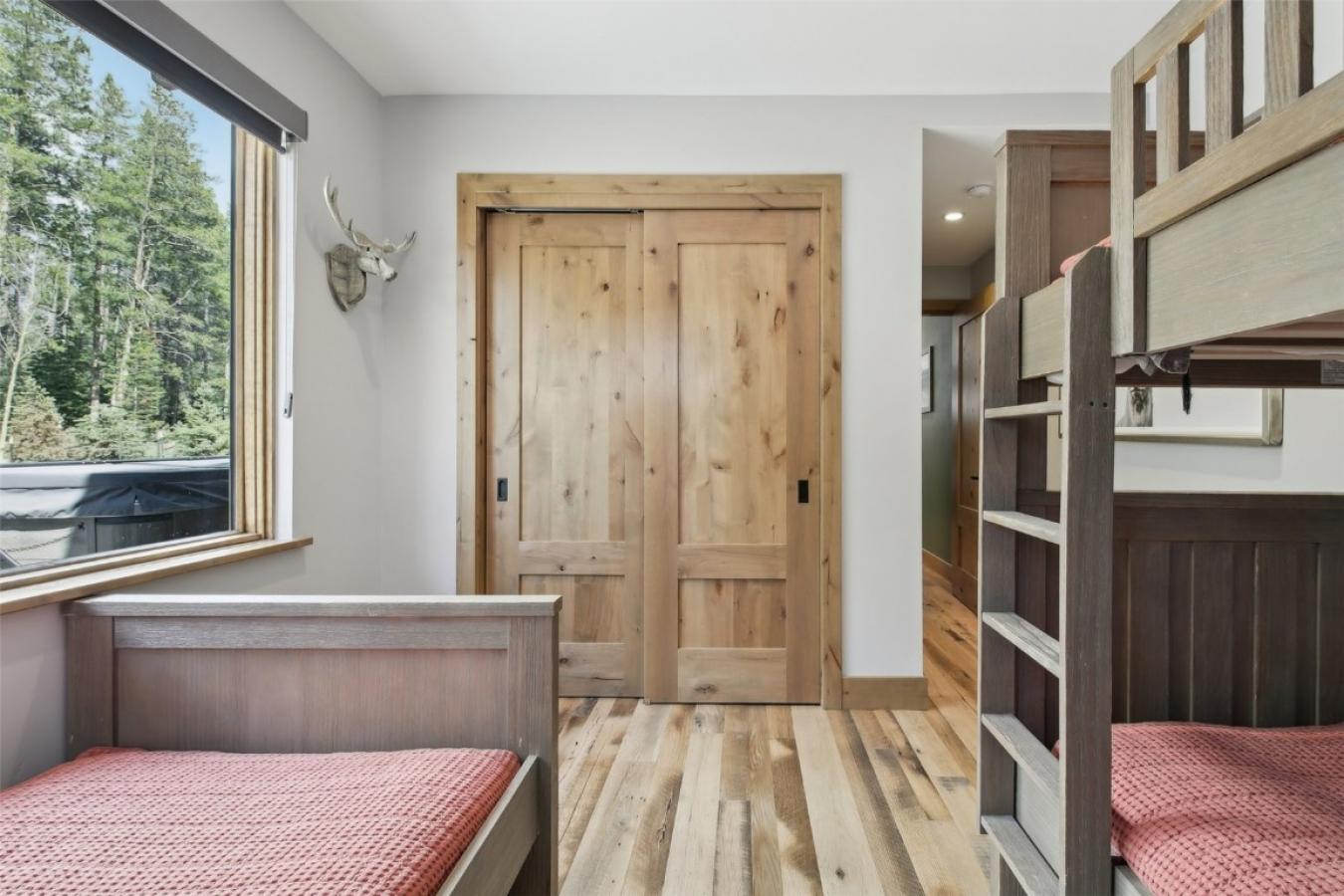 Breckenridge, Colorado, 80424, United States, 5 Bedrooms Bedrooms, ,5 BathroomsBathrooms,Residential,For Sale,1893152