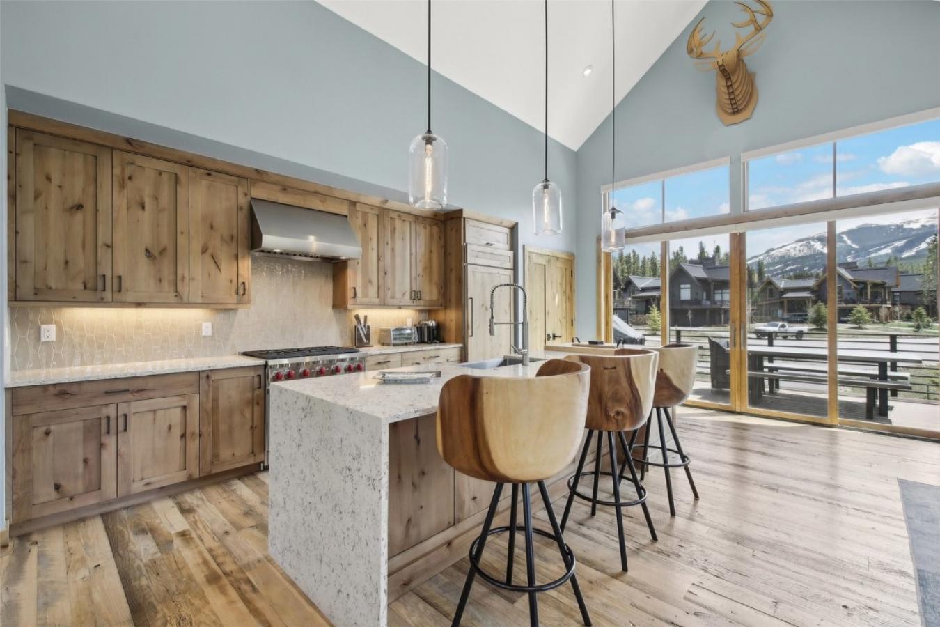 Breckenridge, Colorado, 80424, United States, 5 Bedrooms Bedrooms, ,5 BathroomsBathrooms,Residential,For Sale,1893152