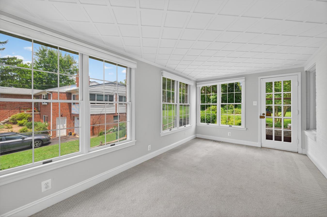 Silver Spring, Montgomery, MD, 20904, United States, 3 Bedrooms Bedrooms, ,3 BathroomsBathrooms,Residential,For Sale,1893149