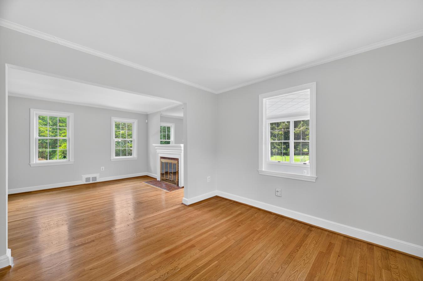 Silver Spring, Montgomery, MD, 20904, United States, 3 Bedrooms Bedrooms, ,3 BathroomsBathrooms,Residential,For Sale,1893149