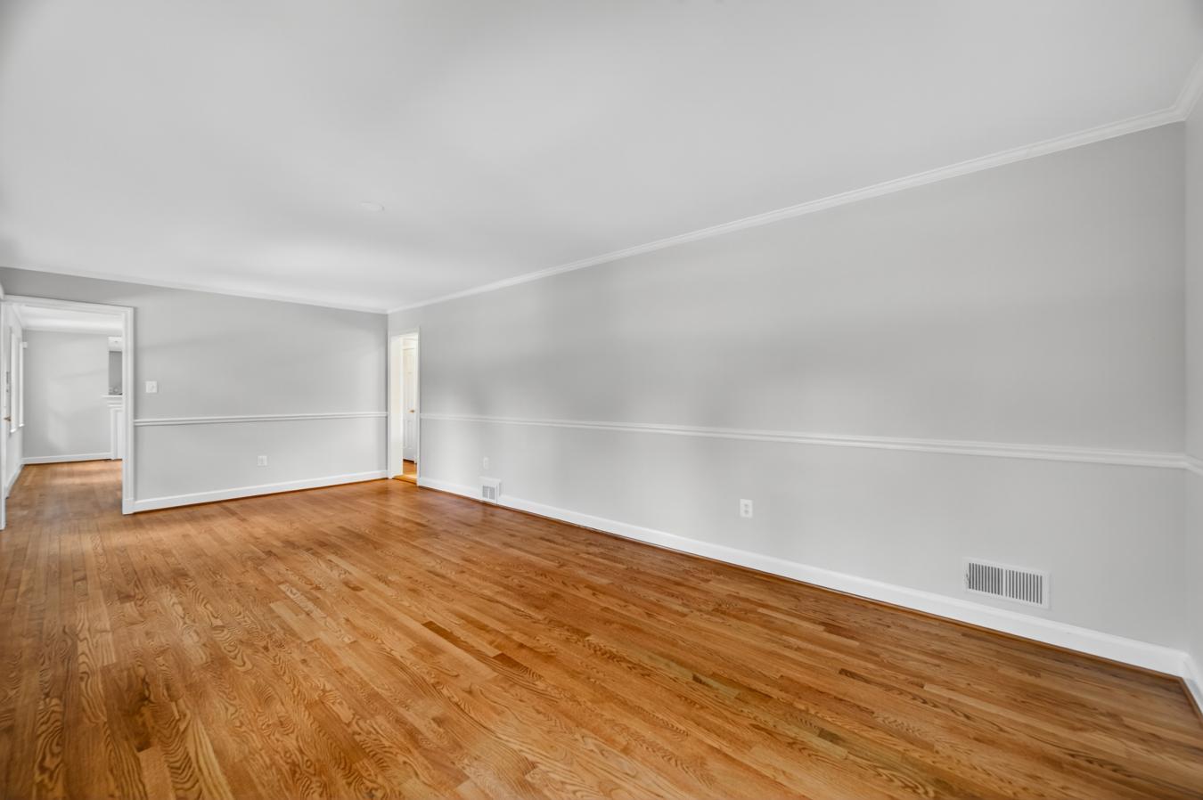 Silver Spring, Montgomery, MD, 20904, United States, 3 Bedrooms Bedrooms, ,3 BathroomsBathrooms,Residential,For Sale,1893149