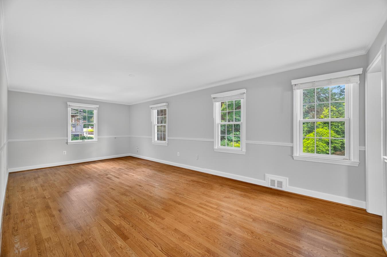 Silver Spring, Montgomery, MD, 20904, United States, 3 Bedrooms Bedrooms, ,3 BathroomsBathrooms,Residential,For Sale,1893149