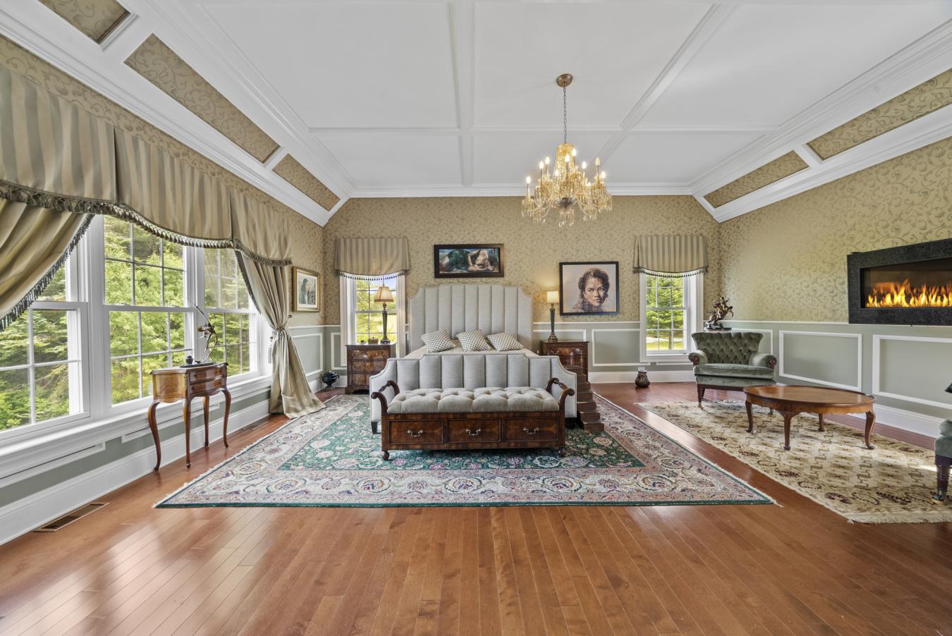 Canton Hatley, Estrie, J0B2C0, Canada, 5 Bedrooms Bedrooms, ,4 BathroomsBathrooms,Residential,For Sale,1893148