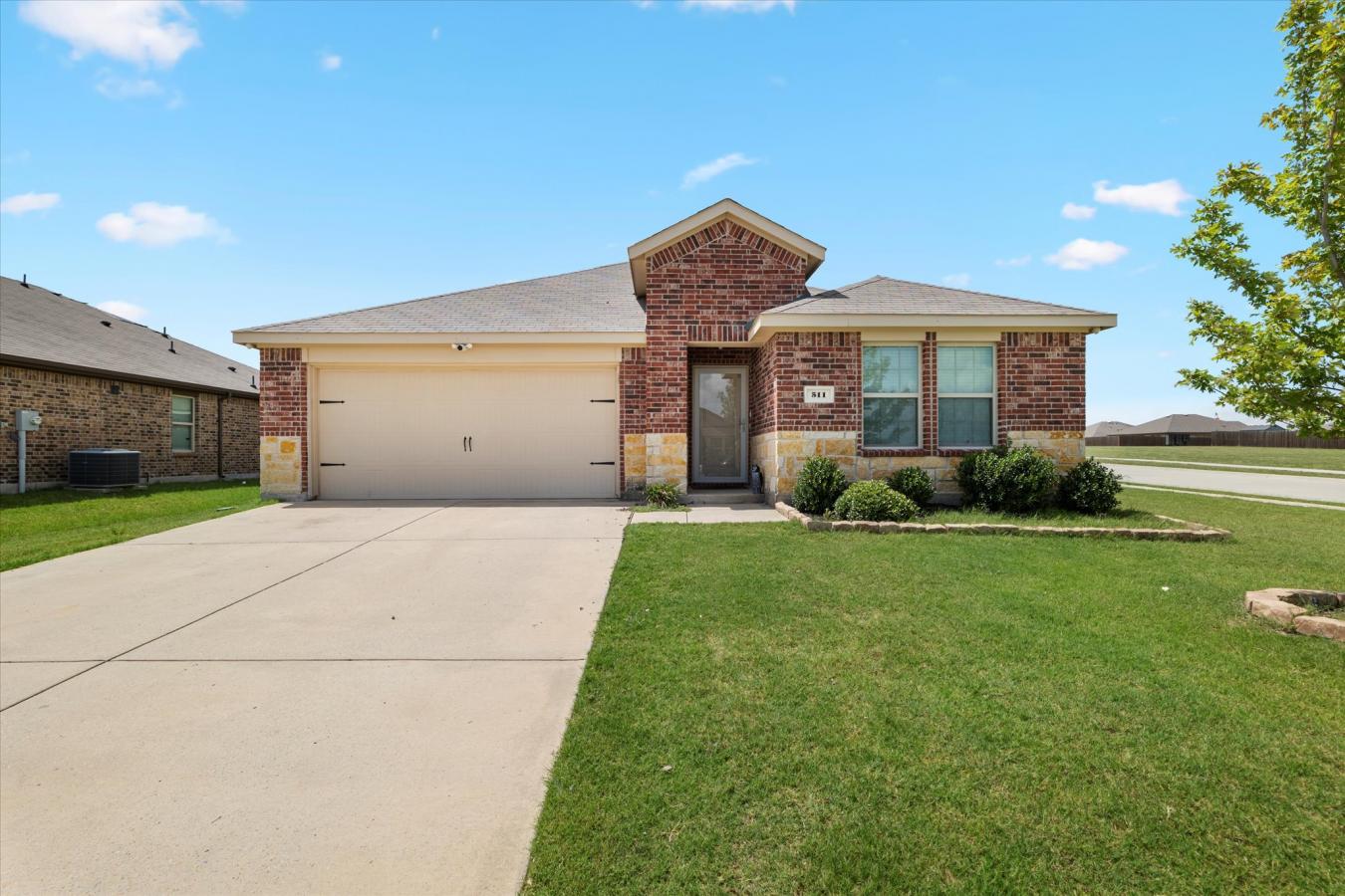 511 Saw Mill Road, Royse City, Collin, 75189, United States, 4 Bedrooms Bedrooms, ,1 BathroomBathrooms,Residential,For Sale,511 Saw Mill Road,20994764