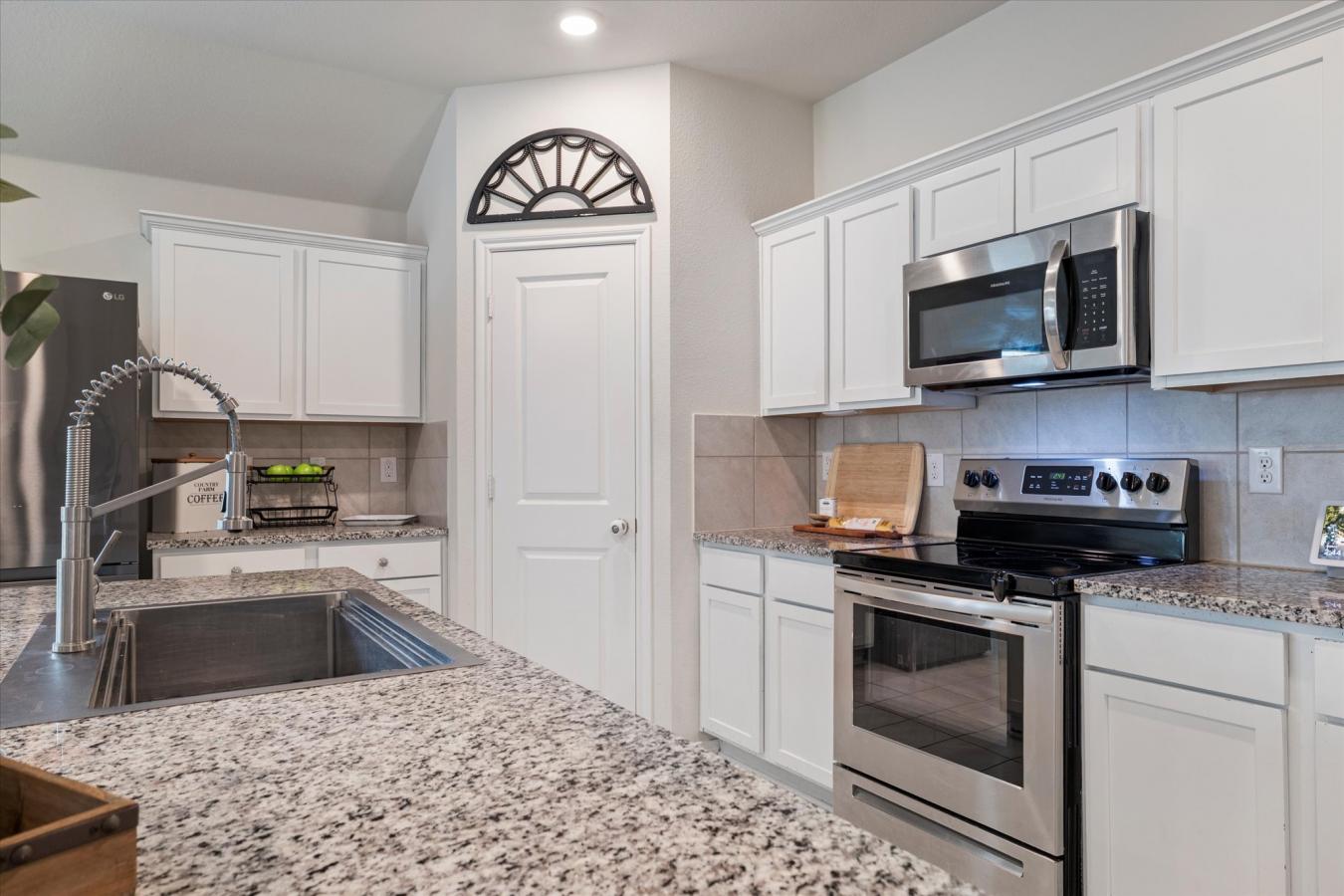 511 Saw Mill Road, Royse City, Collin, 75189, United States, 4 Bedrooms Bedrooms, ,1 BathroomBathrooms,Residential,For Sale,511 Saw Mill Road,20994764