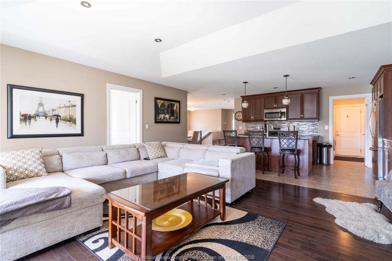 Windsor, ON, N8P 0B7, Canada, 4 Bedrooms Bedrooms, ,3 BathroomsBathrooms,Residential,For Sale,1893145