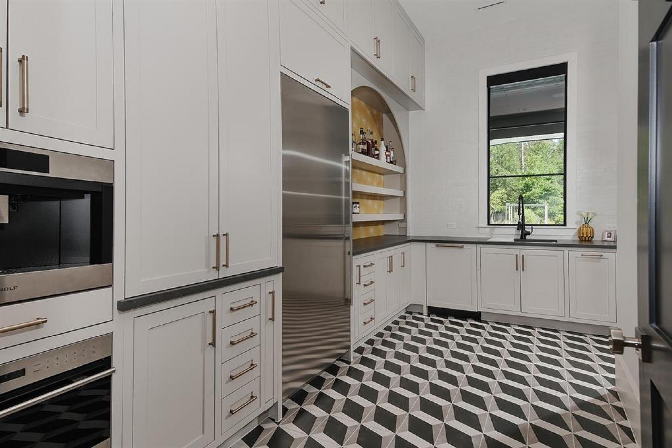 Montgomery, Texas, 77316, United States, 5 Bedrooms Bedrooms, ,5 BathroomsBathrooms,Residential,For Sale,1893142