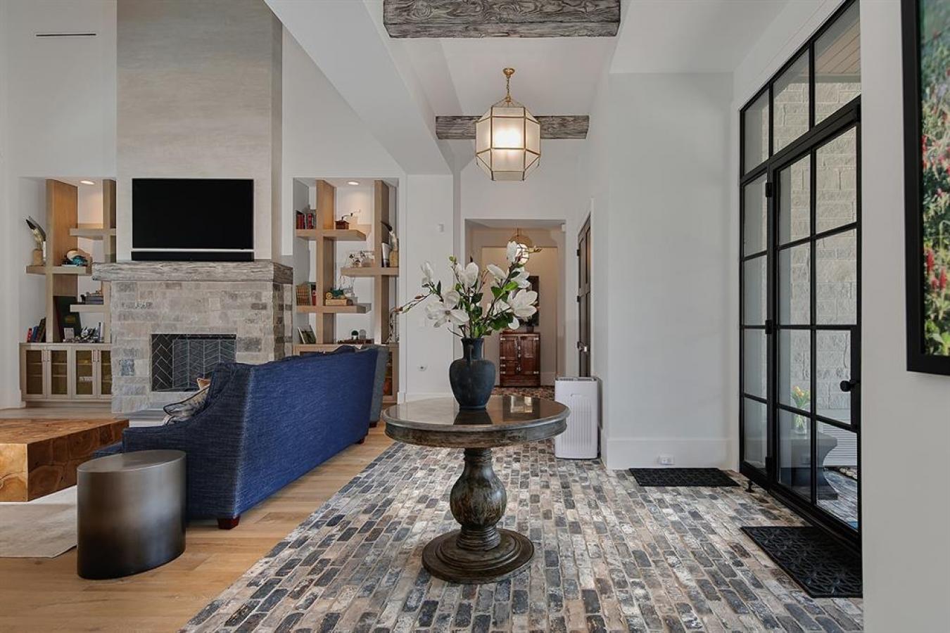 Montgomery, Texas, 77316, United States, 5 Bedrooms Bedrooms, ,5 BathroomsBathrooms,Residential,For Sale,1893142