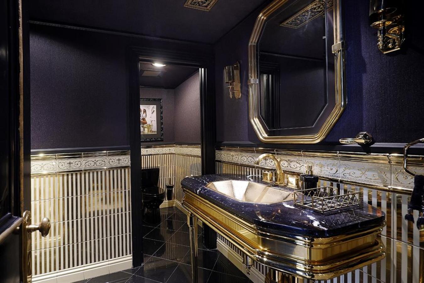 Houston, Texas, 77007, United States, 4 Bedrooms Bedrooms, ,5 BathroomsBathrooms,Residential,For Sale,1893139