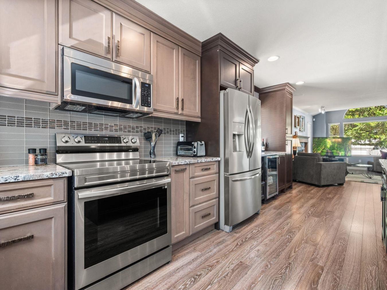 Mission, BC, V2V 4Y5, Canada, 5 Bedrooms Bedrooms, ,3 BathroomsBathrooms,Residential,For Sale,1893135