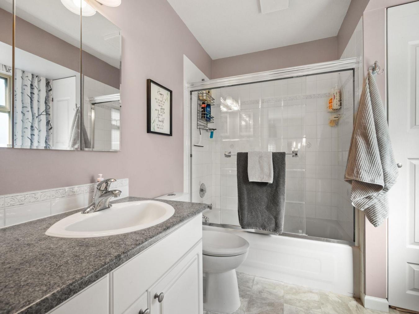 Mission, BC, V2V 4Y5, Canada, 5 Bedrooms Bedrooms, ,3 BathroomsBathrooms,Residential,For Sale,1893135