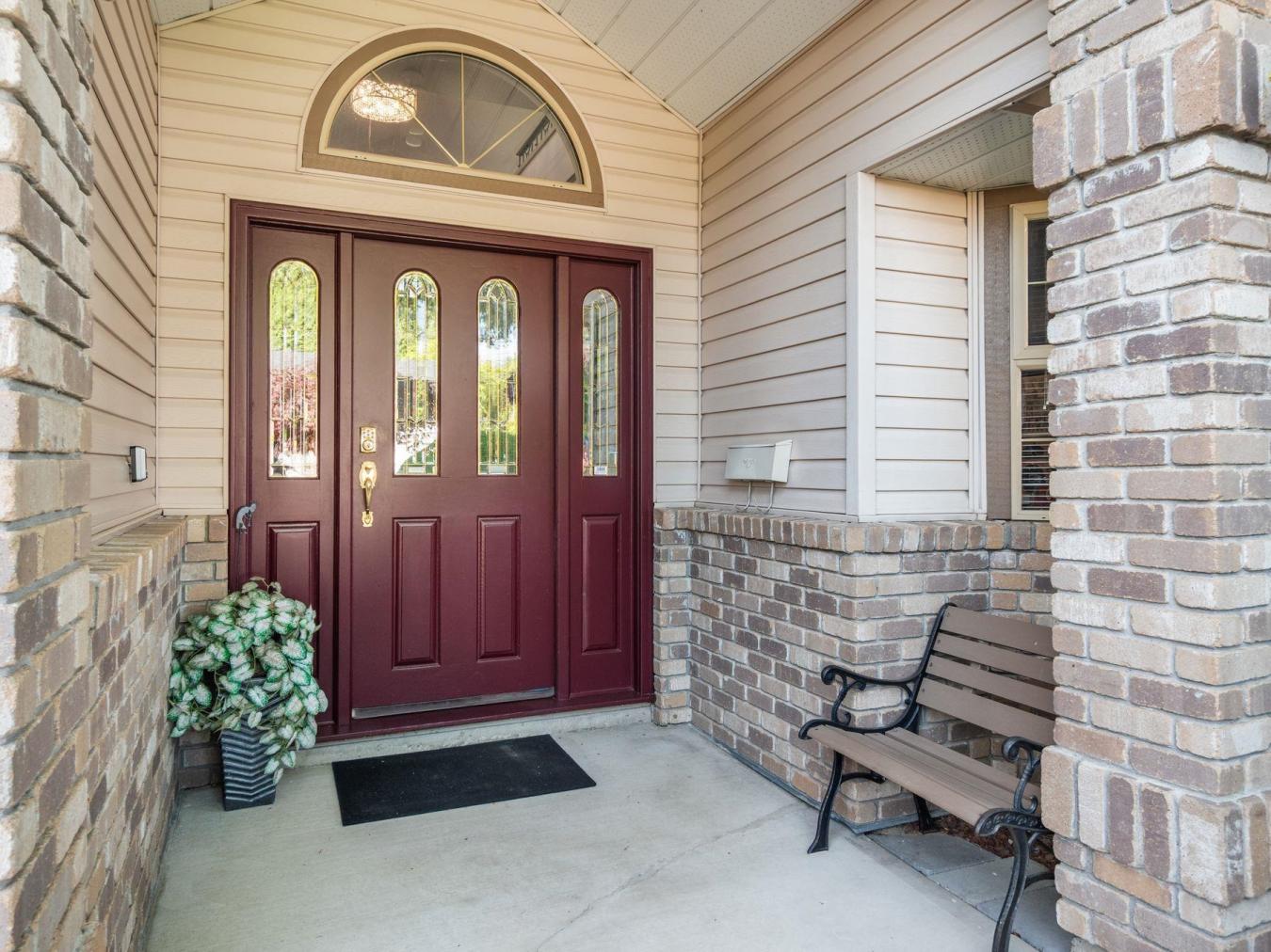 Mission, BC, V2V 4Y5, Canada, 5 Bedrooms Bedrooms, ,3 BathroomsBathrooms,Residential,For Sale,1893135