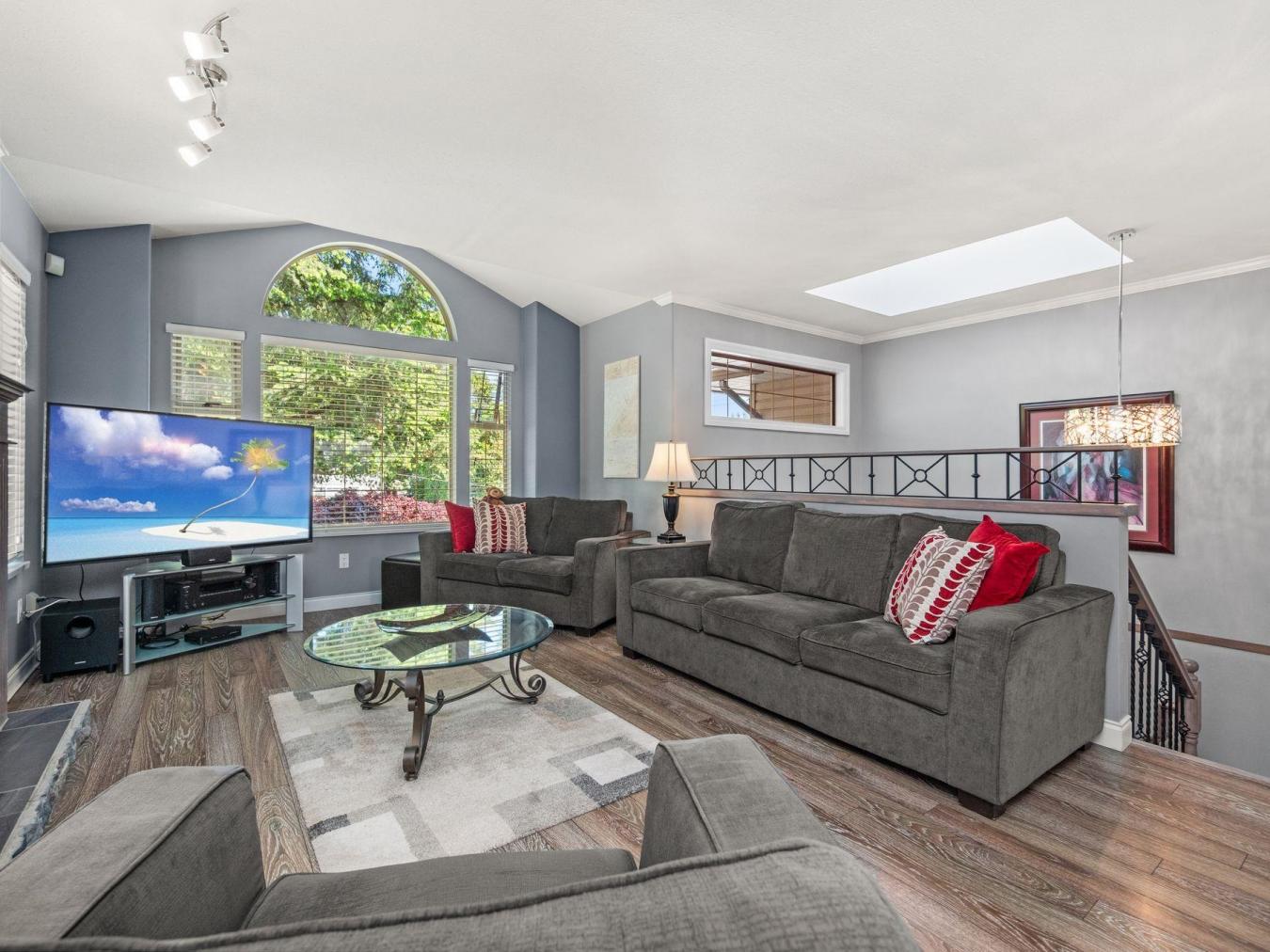 Mission, BC, V2V 4Y5, Canada, 5 Bedrooms Bedrooms, ,3 BathroomsBathrooms,Residential,For Sale,1893135