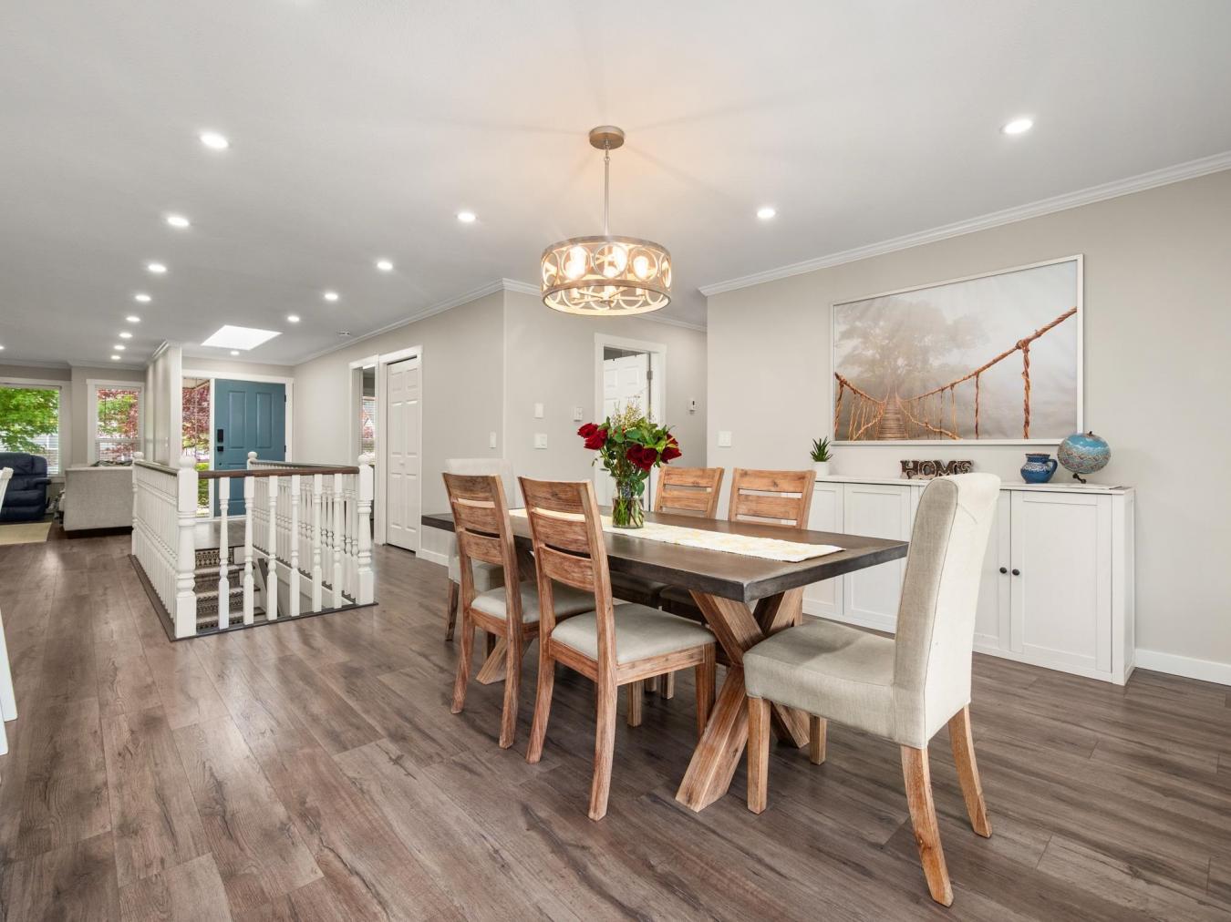 Chilliwack, BC, V2R 5L1, Canada, 5 Bedrooms Bedrooms, ,3 BathroomsBathrooms,Residential,For Sale,1893134