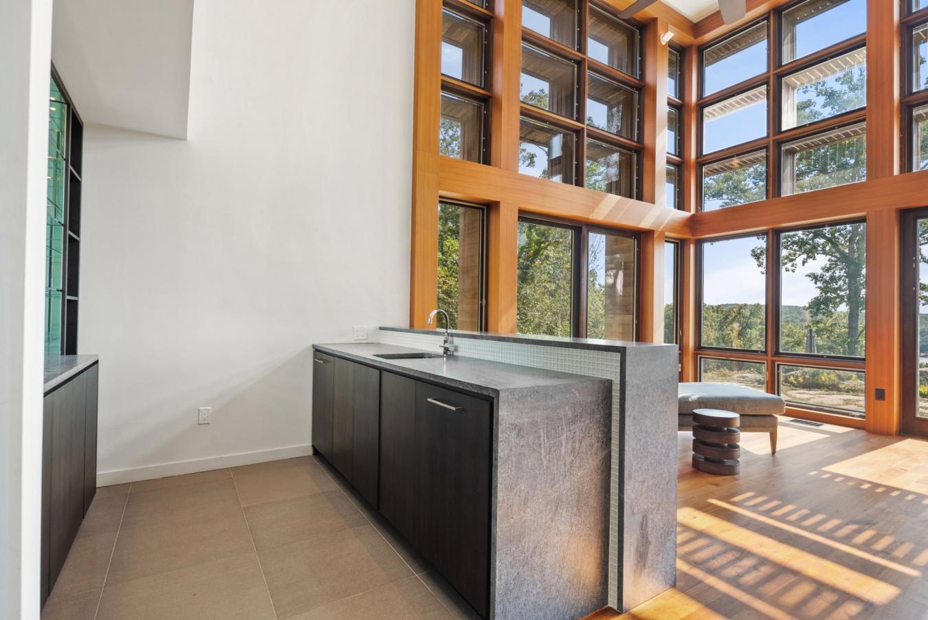 Lyme, New London, 06371, United States, 3 Bedrooms Bedrooms, ,5 BathroomsBathrooms,Residential,For Sale,1888324