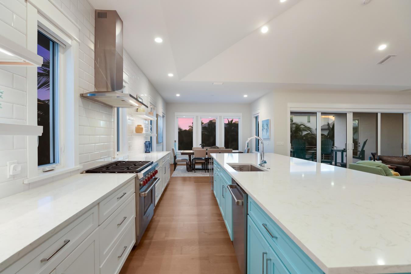 50 N SHORE DR, Manatee, 34216, United States, 4 Bedrooms Bedrooms, ,4 BathroomsBathrooms,Residential,For Sale,1888323