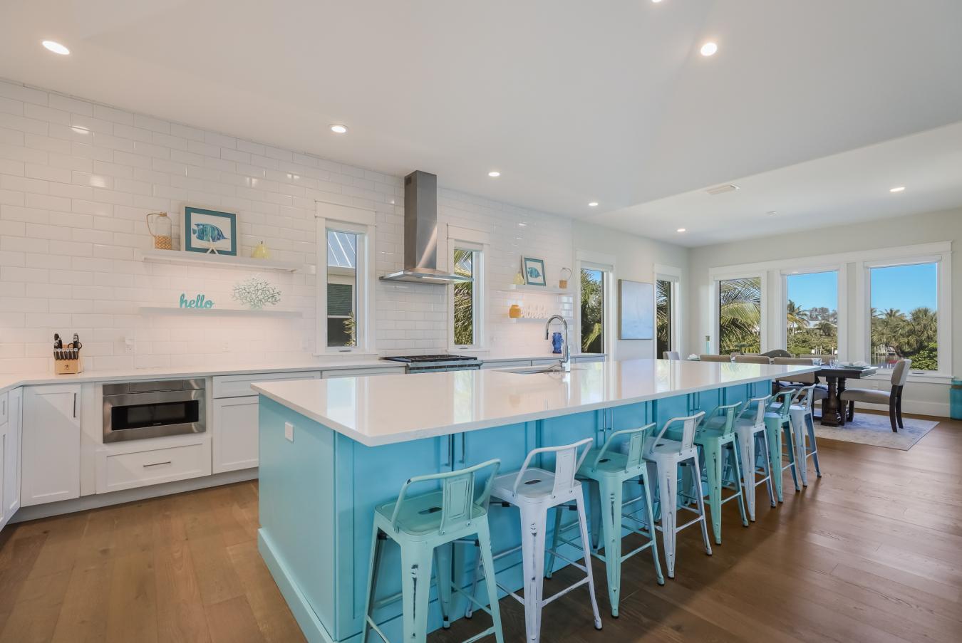 50 N SHORE DR, Manatee, 34216, United States, 4 Bedrooms Bedrooms, ,4 BathroomsBathrooms,Residential,For Sale,1888323