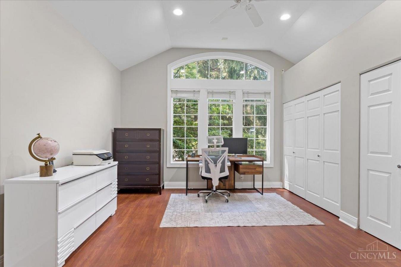 Montgomery, Ohio, 45249, United States, 5 Bedrooms Bedrooms, ,3 BathroomsBathrooms,Residential,For Sale,1893130