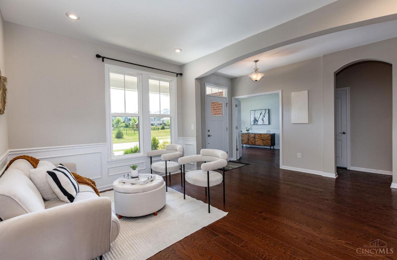 Pierce Twp, Ohio, 45245, United States, 3 Bedrooms Bedrooms, ,4 BathroomsBathrooms,Residential,For Sale,1893129