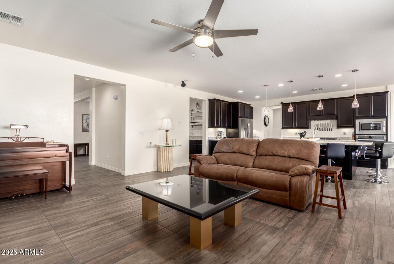Peoria, Arizona, 85383, United States, 4 Bedrooms Bedrooms, ,Residential,For Sale,1893158