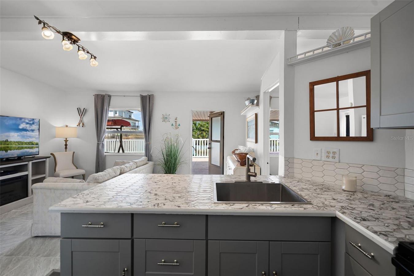 HUDSON, Florida, 34667, United States, 9 Bedrooms Bedrooms, ,9 BathroomsBathrooms,Residential,For Sale,1893124