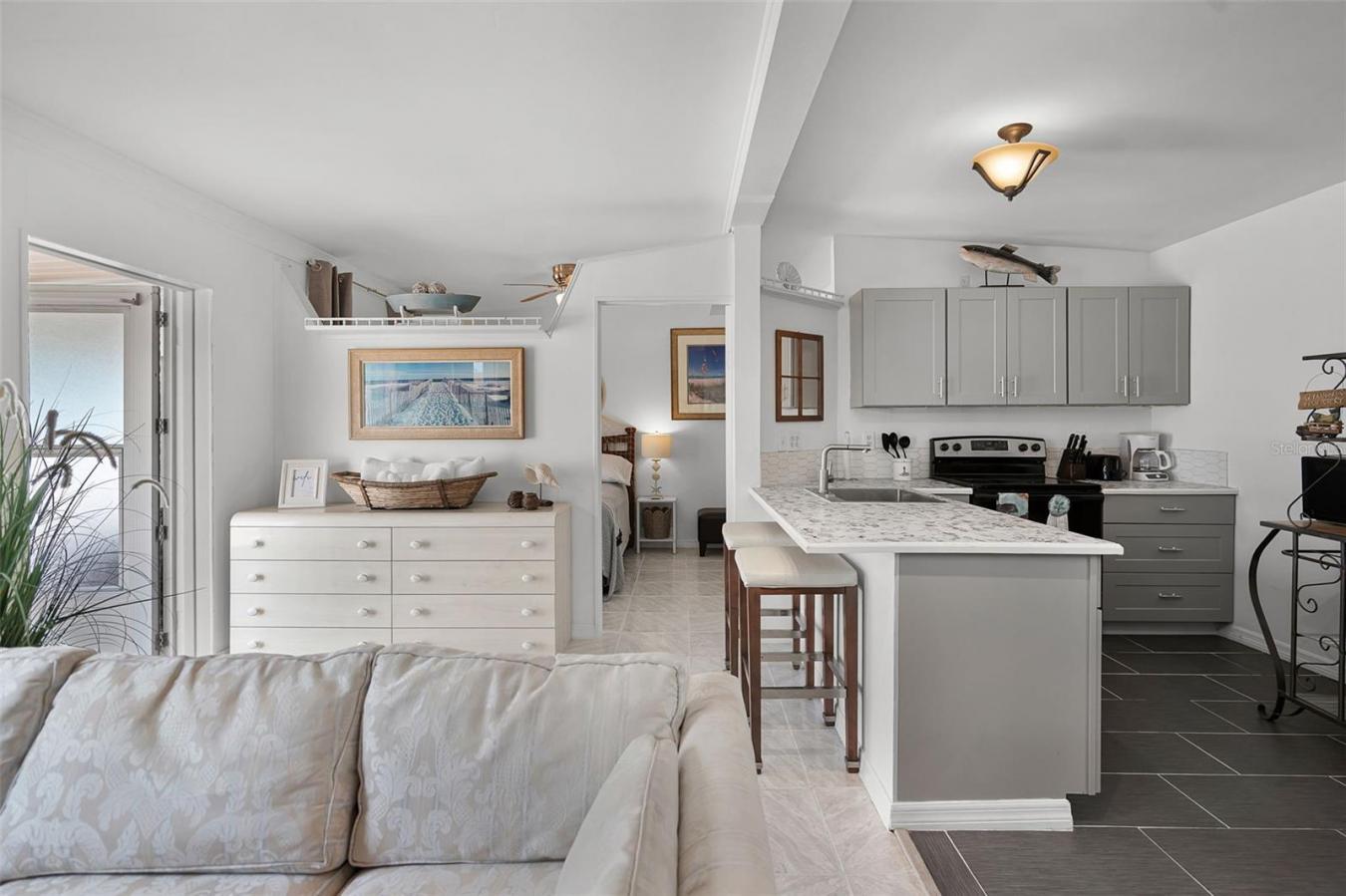 HUDSON, Florida, 34667, United States, 9 Bedrooms Bedrooms, ,9 BathroomsBathrooms,Residential,For Sale,1893124