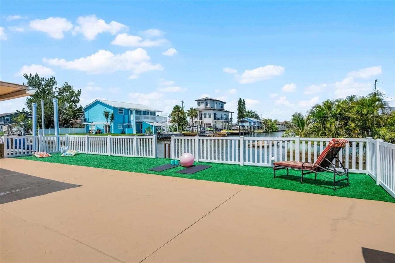 HUDSON, Florida, 34667, United States, 9 Bedrooms Bedrooms, ,9 BathroomsBathrooms,Residential,For Sale,1893124