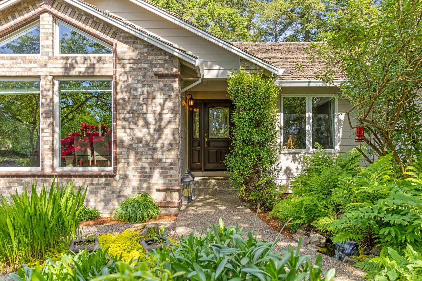 Newberg, Yamhill, 97132, United States, 4 Bedrooms Bedrooms, ,3 BathroomsBathrooms,Residential,For Sale,1889215