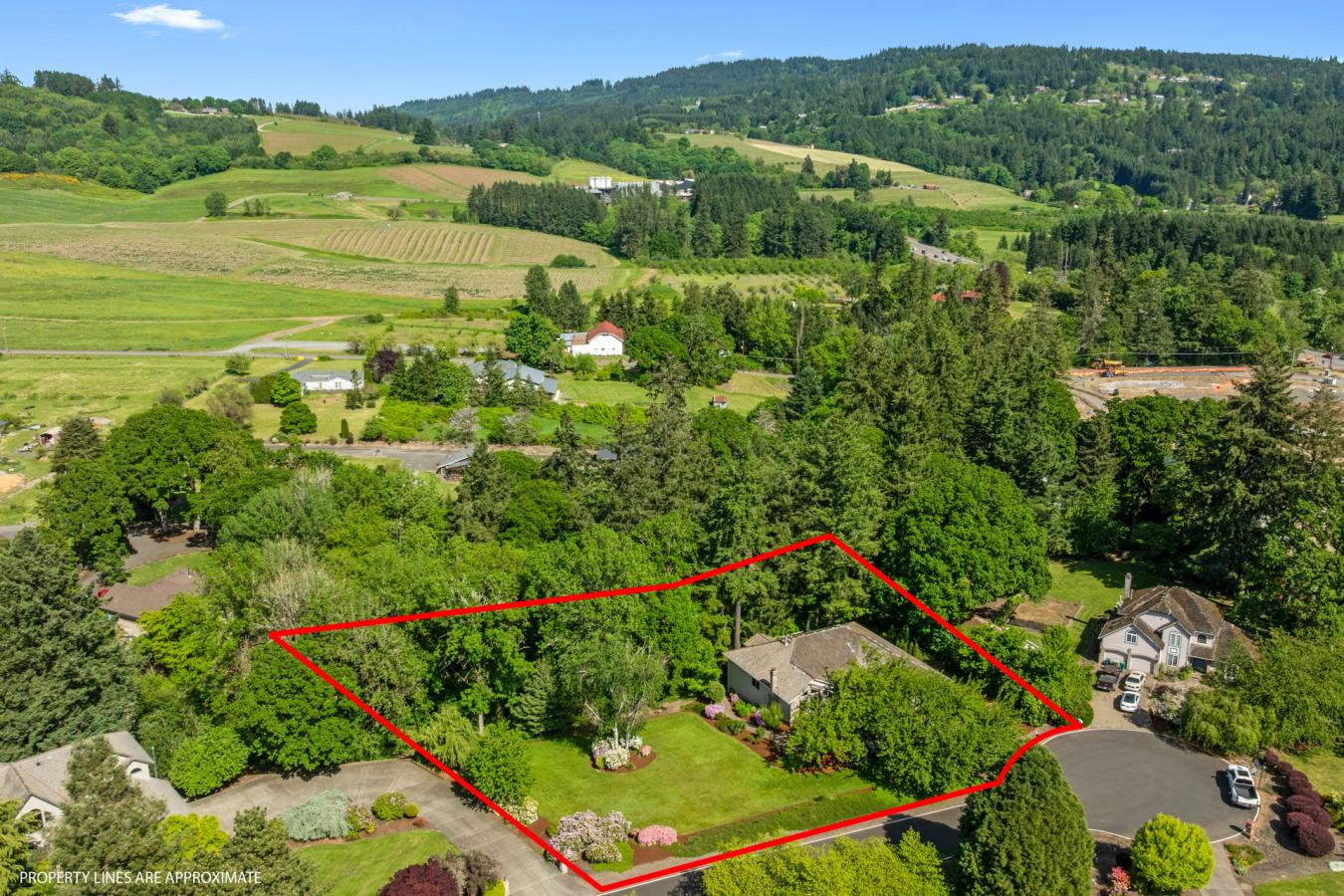 Newberg, Yamhill, 97132, United States, 4 Bedrooms Bedrooms, ,3 BathroomsBathrooms,Residential,For Sale,1889215