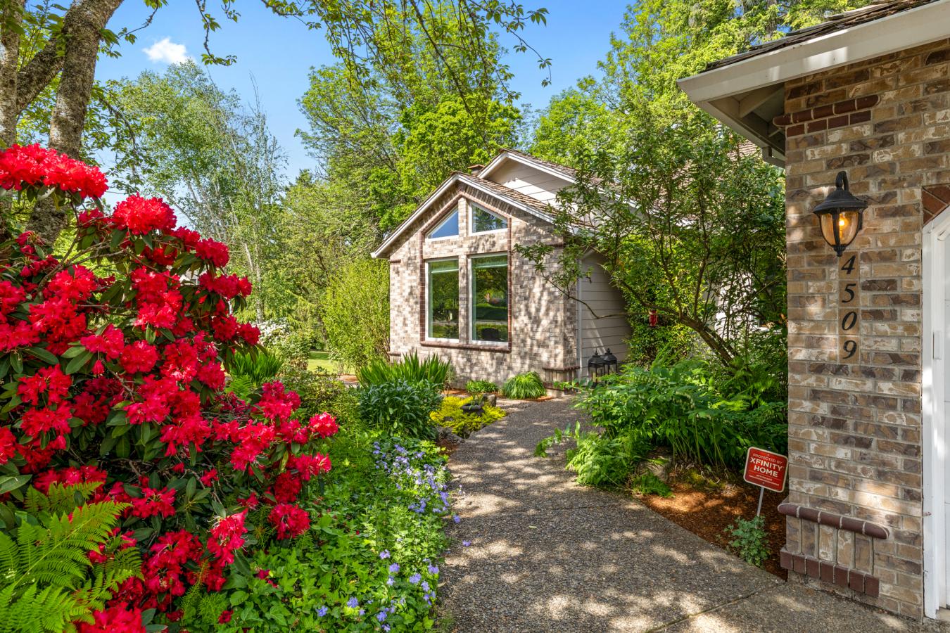 Newberg, Yamhill, 97132, United States, 4 Bedrooms Bedrooms, ,3 BathroomsBathrooms,Residential,For Sale,1889215