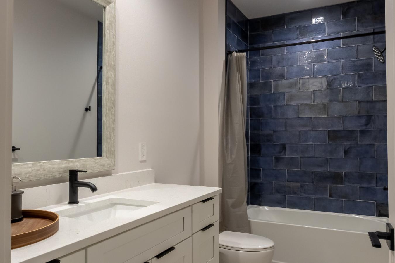 Melbourne, Florida, 32901, United States, 4 Bedrooms Bedrooms, ,3 BathroomsBathrooms,Residential,For Sale,1893122