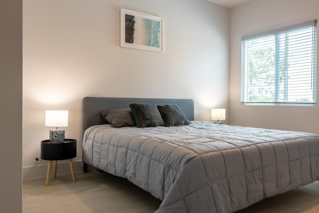 Melbourne, Florida, 32901, United States, 4 Bedrooms Bedrooms, ,3 BathroomsBathrooms,Residential,For Sale,1893122