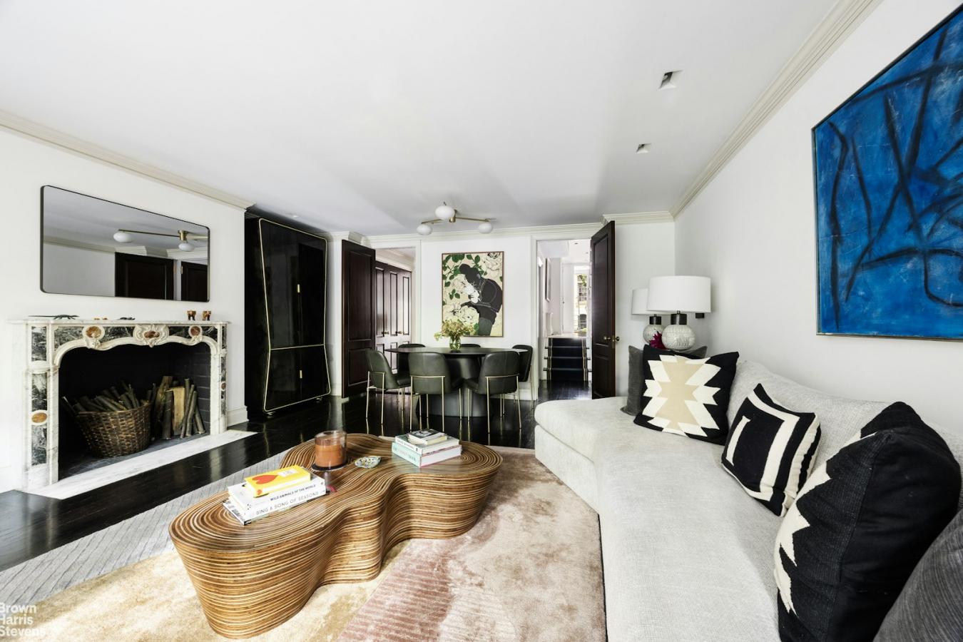 New York, New York, 10065, United States, 4 Bedrooms Bedrooms, ,3 BathroomsBathrooms,Residential,For Sale,1889214