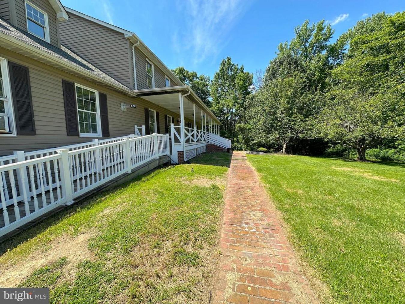 WALDORF, Maryland, 20603, United States, 6 Bedrooms Bedrooms, ,3 BathroomsBathrooms,Residential,For Sale,1893118