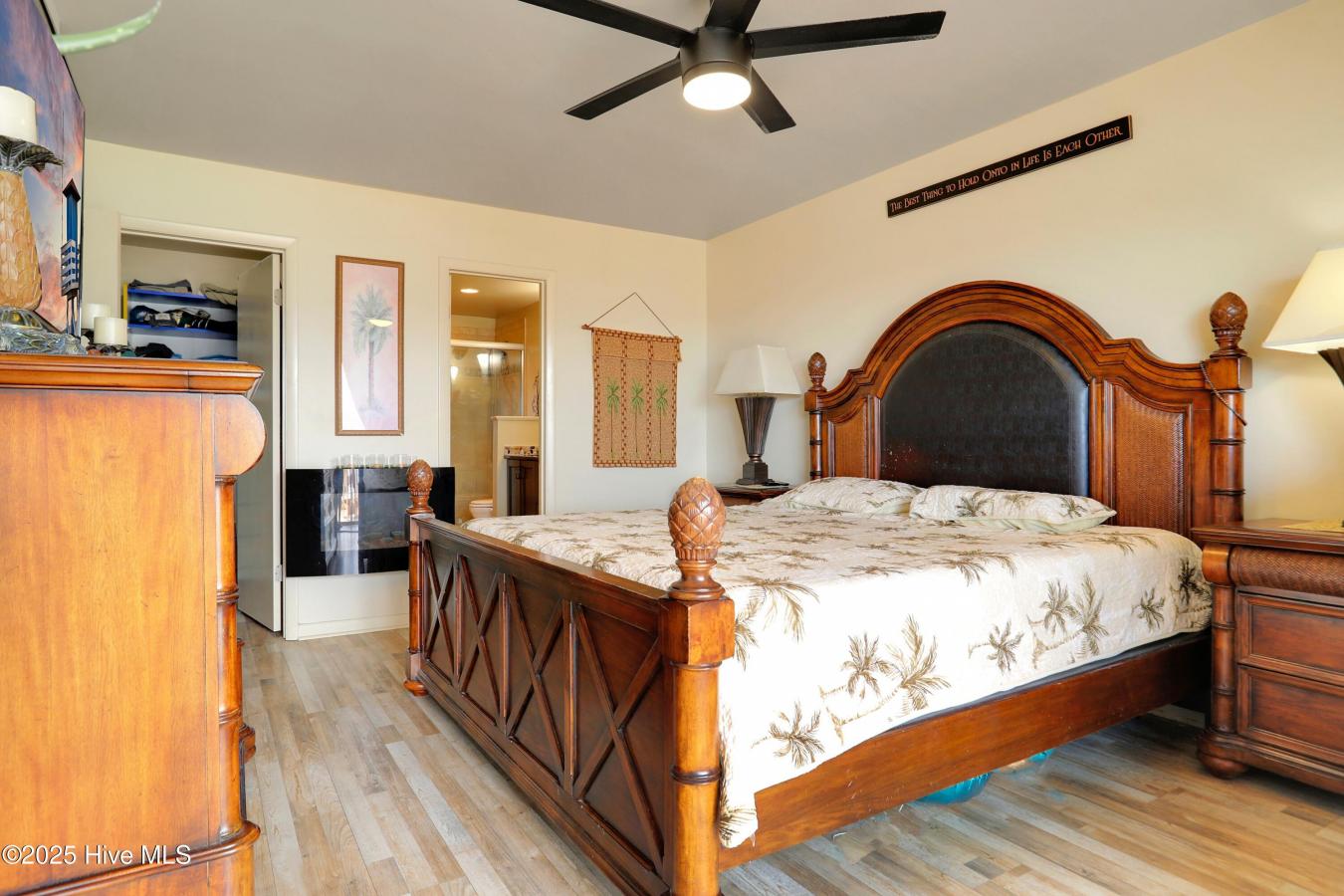 Carolina Beach, North Carolina, 28428, United States, 3 Bedrooms Bedrooms, ,2 BathroomsBathrooms,Residential,For Sale,1893115