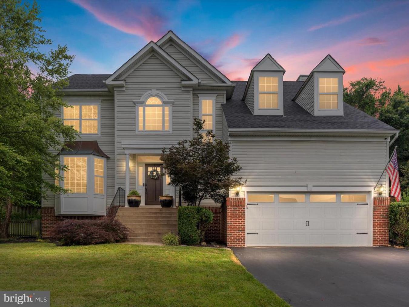 LEESBURG, Virginia, 20175, United States, 5 Bedrooms Bedrooms, ,3 BathroomsBathrooms,Residential,For Sale,1893109