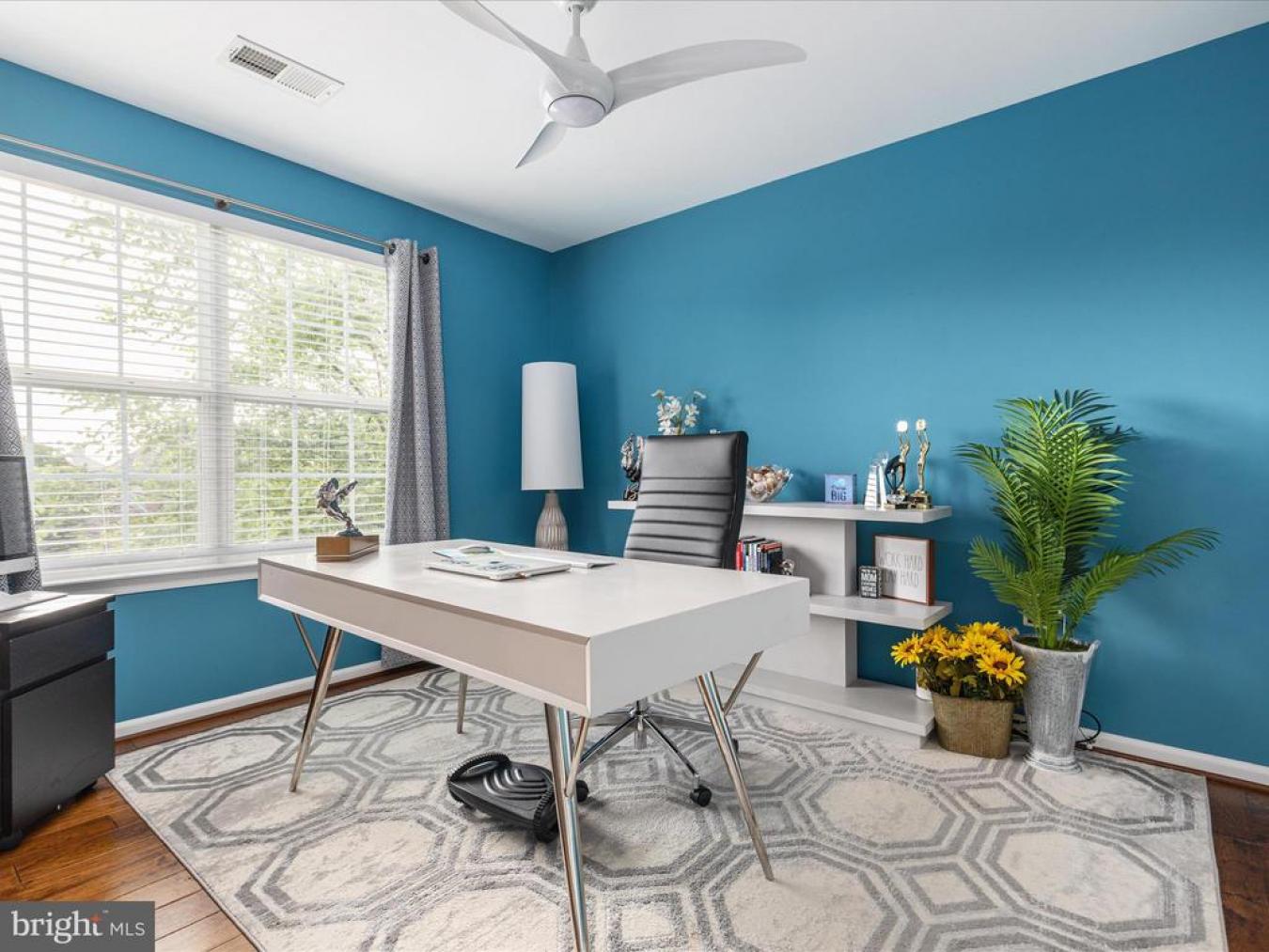 LEESBURG, Virginia, 20175, United States, 5 Bedrooms Bedrooms, ,3 BathroomsBathrooms,Residential,For Sale,1893109