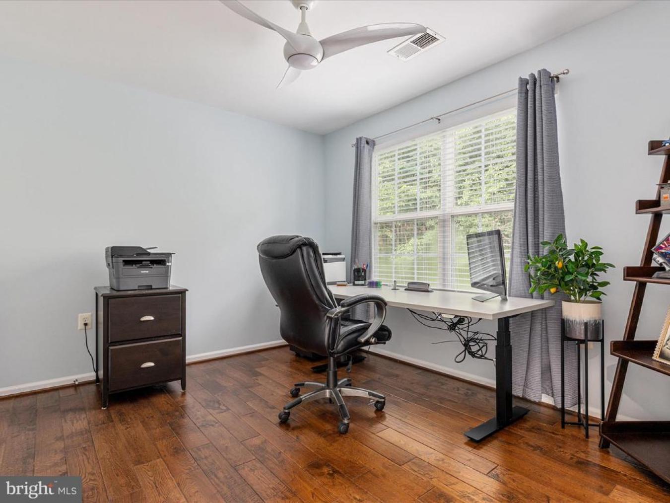 LEESBURG, Virginia, 20175, United States, 5 Bedrooms Bedrooms, ,3 BathroomsBathrooms,Residential,For Sale,1893109