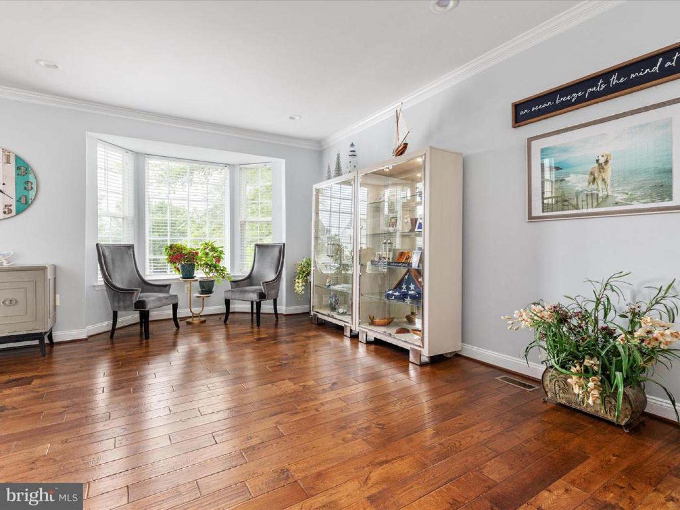 LEESBURG, Virginia, 20175, United States, 5 Bedrooms Bedrooms, ,3 BathroomsBathrooms,Residential,For Sale,1893109