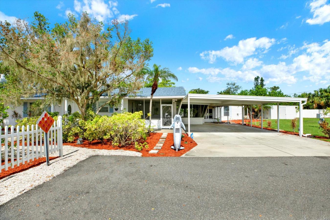 Ruskin, Hillsborough, 33570, United States, 2 Bedrooms Bedrooms, ,2 BathroomsBathrooms,Residential,For Sale,1892330